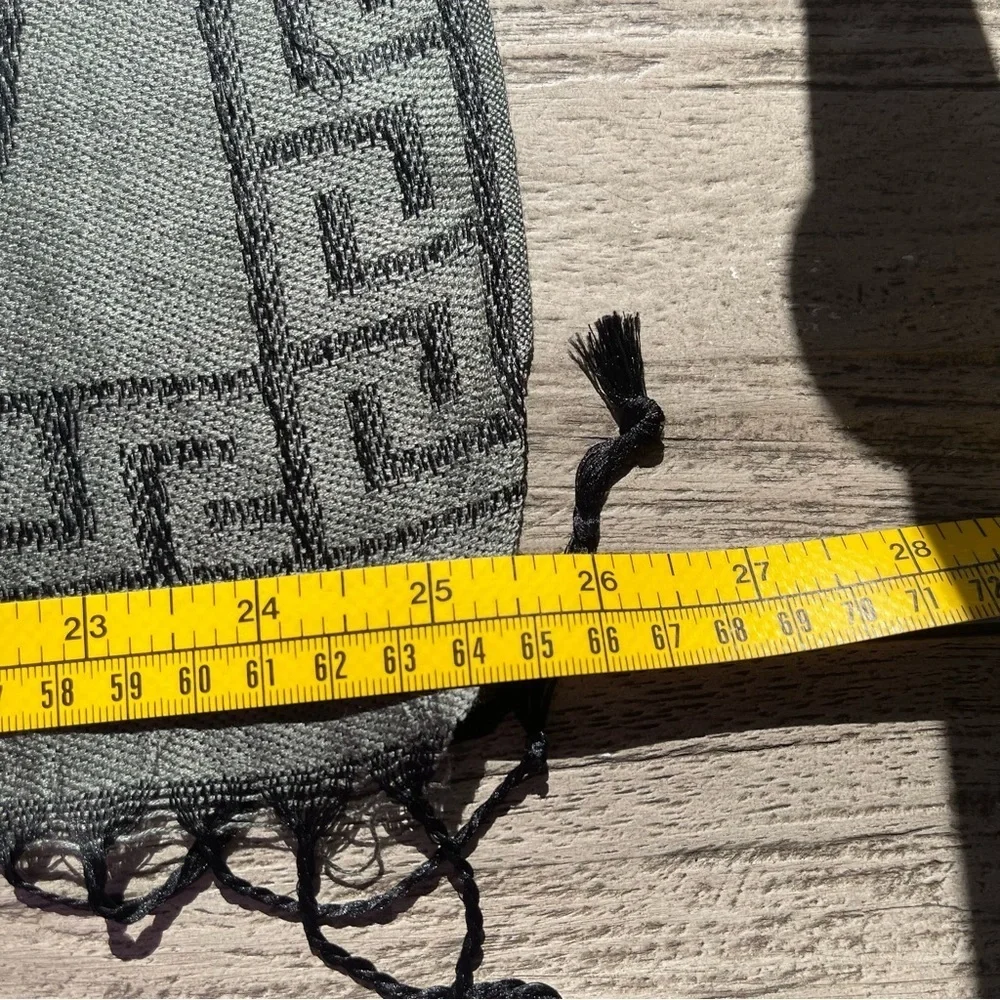 N/A pashmina black